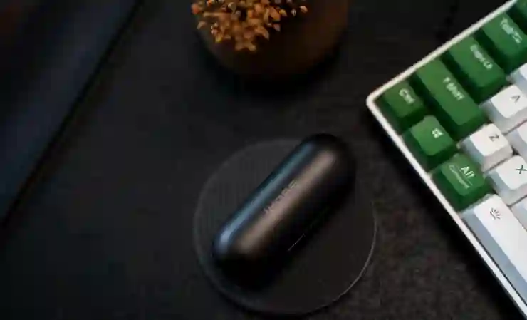 로지텍 무선 게이밍 헤드셋 G933 G933S 미묘한차이
